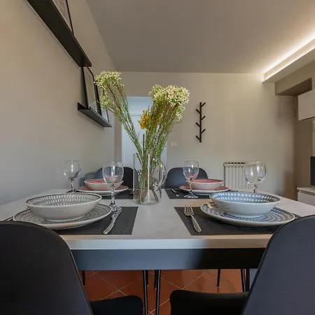 Casa Di Leonardo By Wonderful Italy Апартаменты *